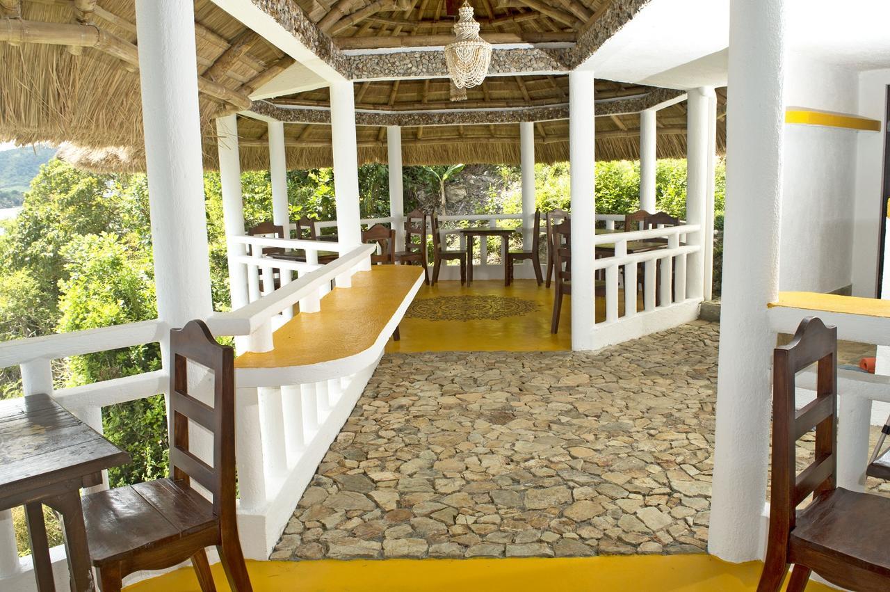 Iris Island Eco Resort Бусуанга Екстериор снимка