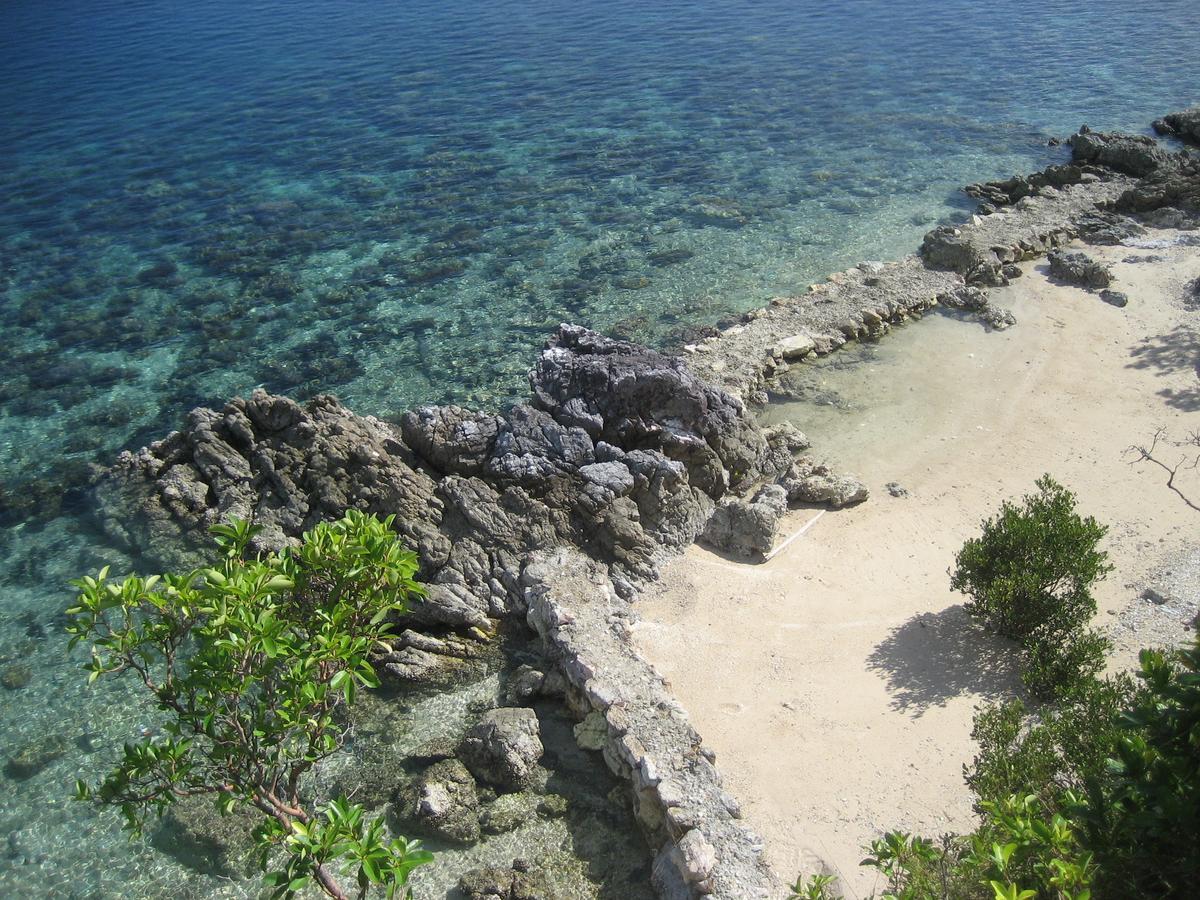 Iris Island Eco Resort Бусуанга Екстериор снимка