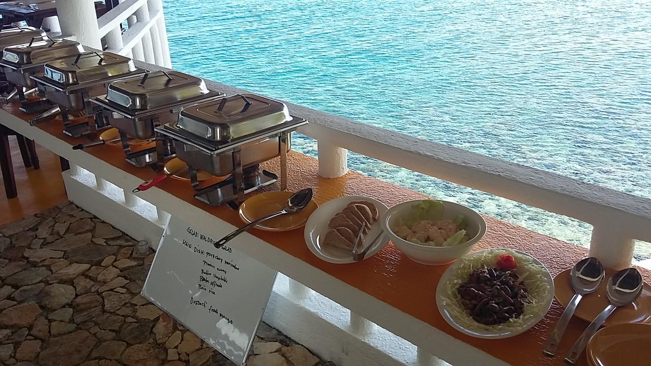 Iris Island Eco Resort Бусуанга Екстериор снимка